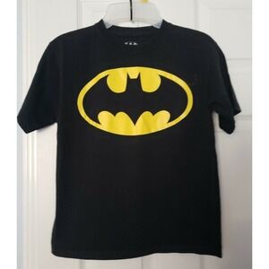 Batman Kids Tshirt‎ Size Large (10-12)